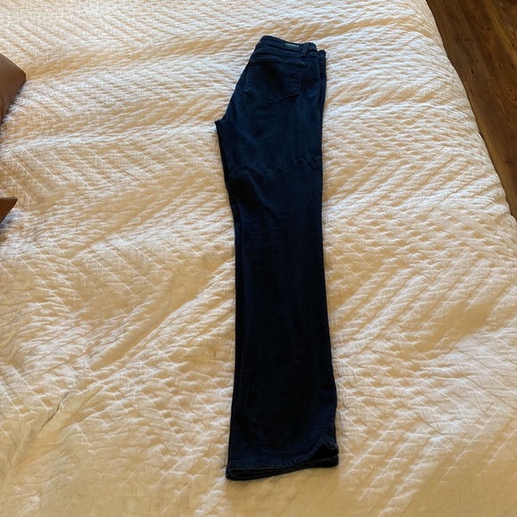 Paige huxton straight - Picture 3 of 4